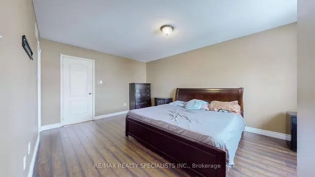 Additional image 17 of 18 Weather Vane Lane