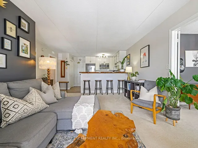 Additional image 16 of 1421 Walkers Line Unit 213