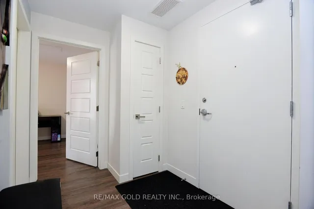 Additional image 6 of 175 Commonwealth St Unit 107