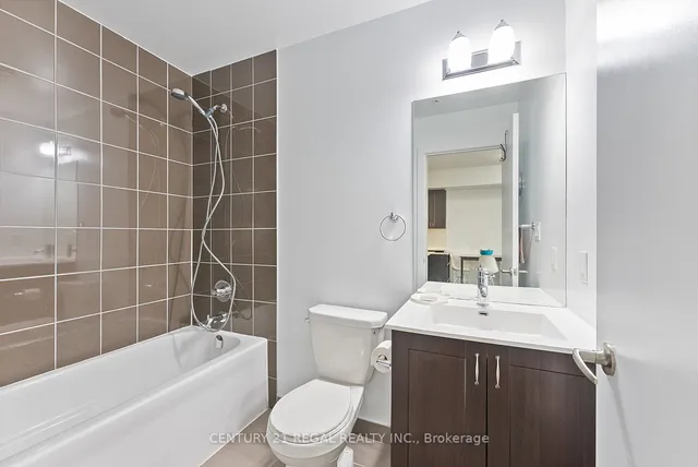 Additional image 13 of 3560 st clair Ave Unit 302