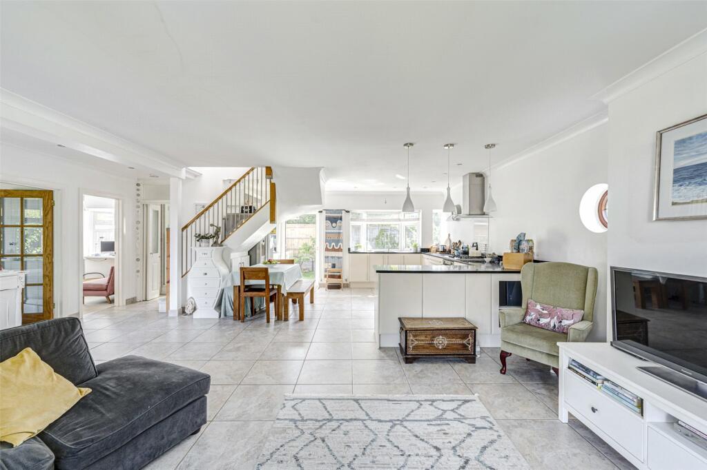 Additional image 2 of Sunny Close, Goring-by-Sea, Worthing, West Sussex, BN12