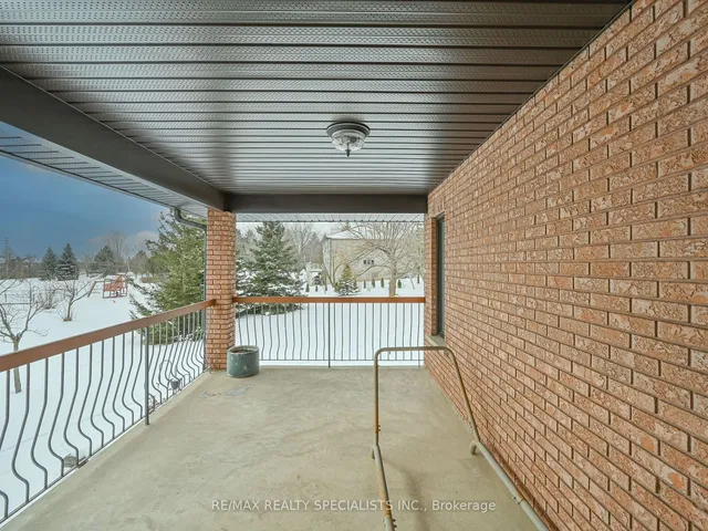 Additional image 3 of 6 Leone Lane