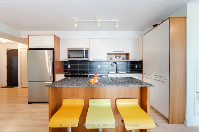 Additional image 13 of 5 Valhalla Inn Rd Unit 1204