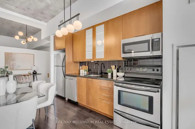 Additional image 14 of 33 Mill St Unit 501