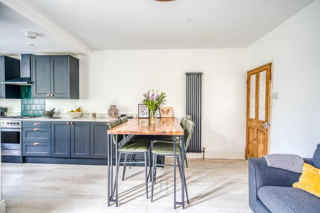 Additional image 8 of Beautiful period home, ideally situated for access to all of Yatton's ameneties