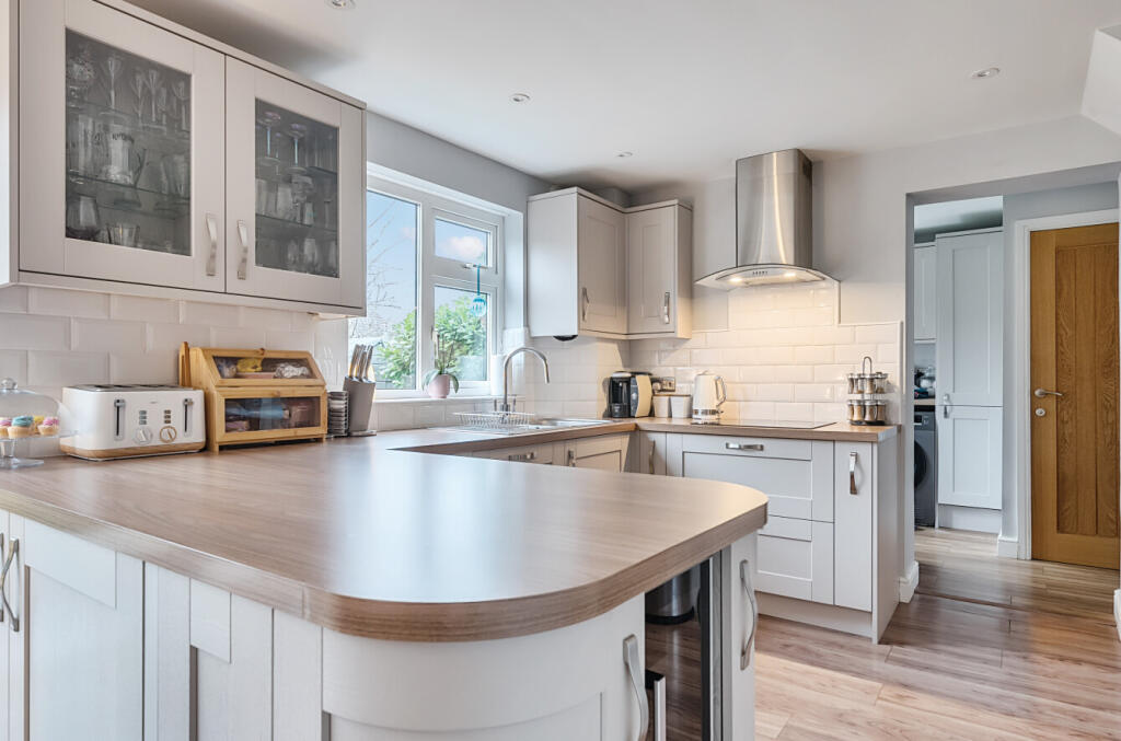 Additional image 9 of Manor Gardens, Warminster, BA12