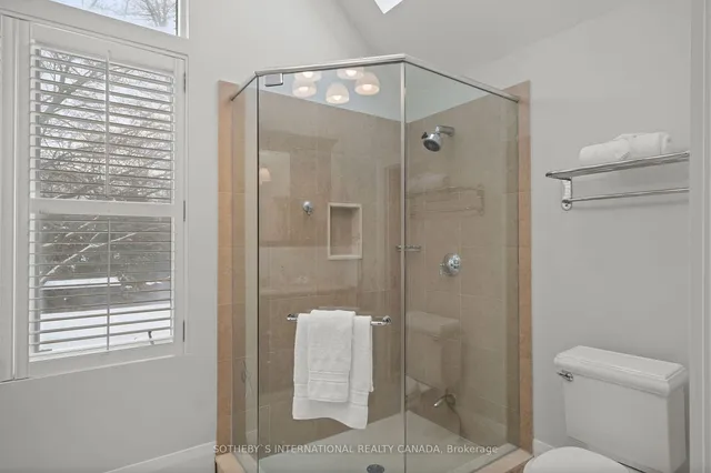 Additional image 30 of 12 Harper Ave