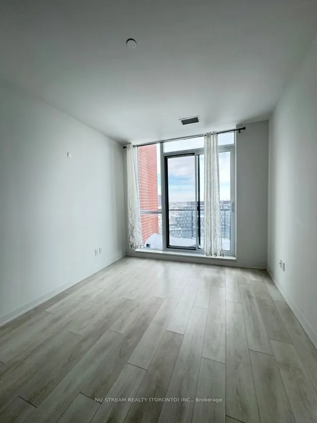 Additional image 11 of 31 Tippett Rd Unit 1612