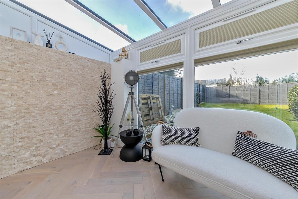 Additional image 11 of Timbercroft, Welwyn Garden City