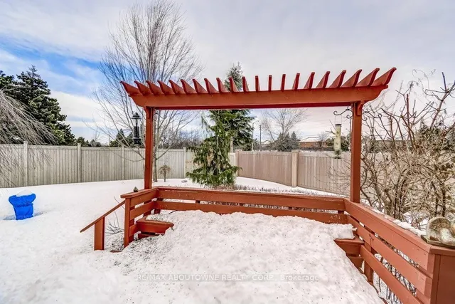 Additional image 29 of 17 Orchard Park Gate Unit 27