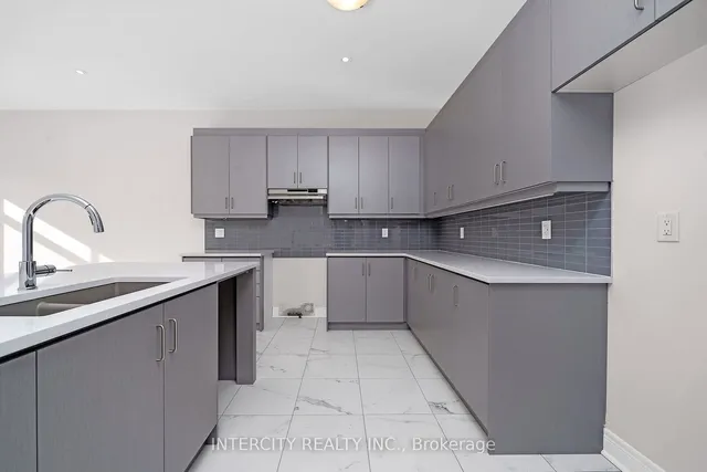 Additional image 8 of 18 Kessler Dr