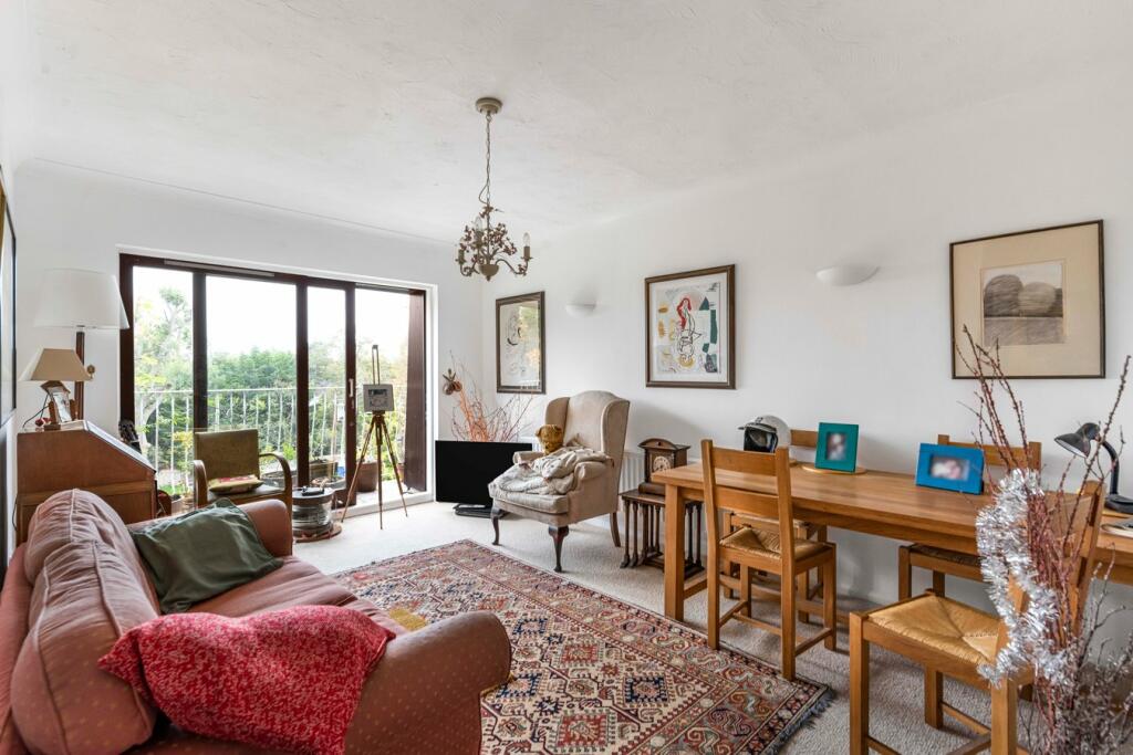 Additional image 12 of Bromley Road, Beckenham, BR3