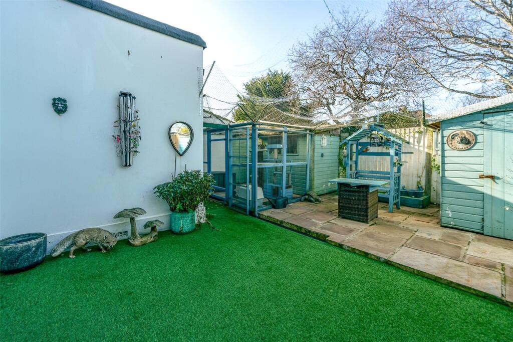 Additional image 5 of Shaftesbury Avenue, Goring-by-Sea, Worthing, West Sussex, BN12