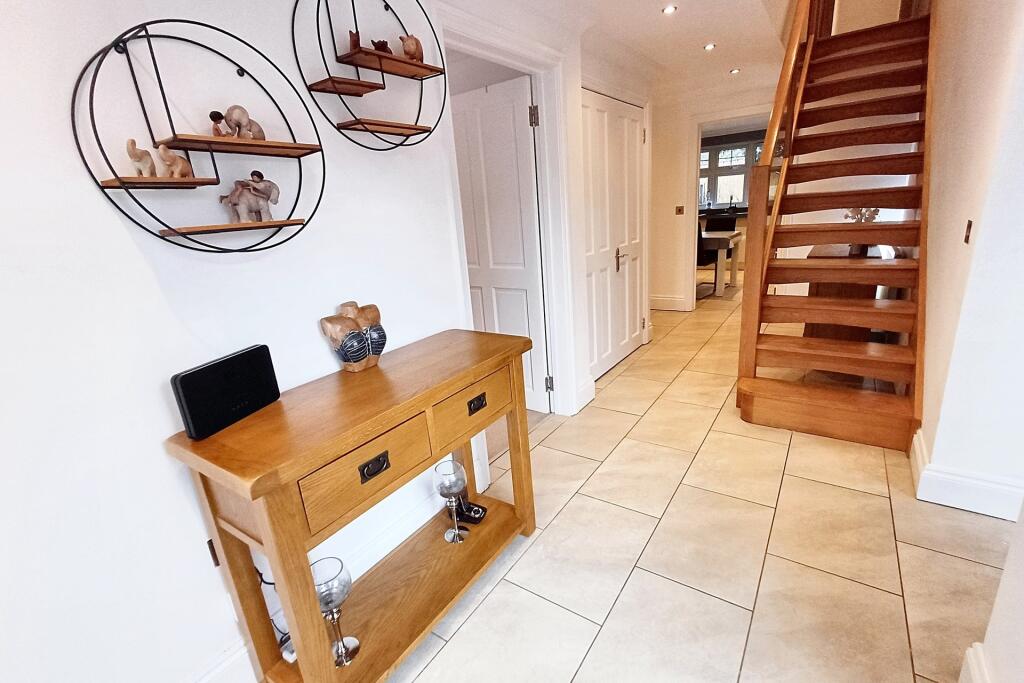 Additional image 11 of Verwood