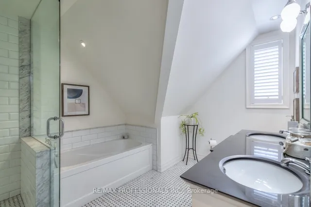 Additional image 33 of 7 Elderidge Ave