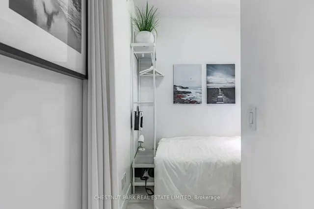 Additional image 21 of 39 Sherbourne St Unit 907