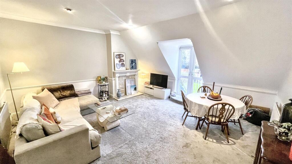 Additional image 2 of Oxford Road, Moseley