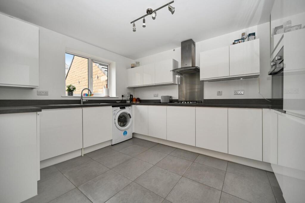 Additional image 4 of Brompton Drive, Apperley Bridge