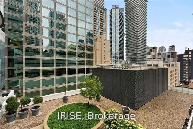 Additional image 32 of 1 Bloor St Unit 506