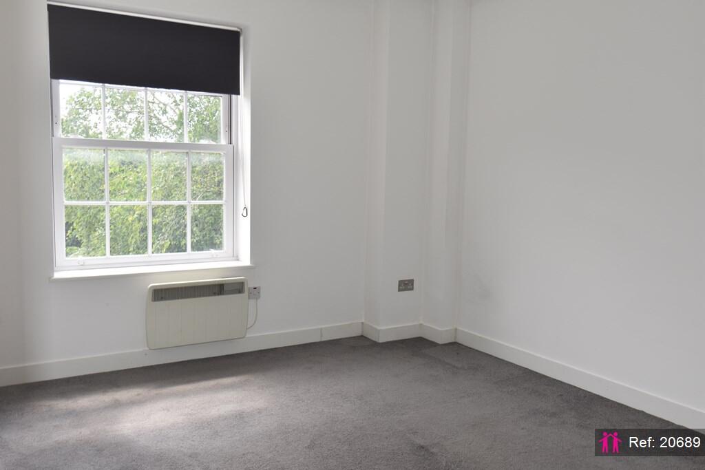 Additional image 14 of Stonehills, Welwyn Garden City