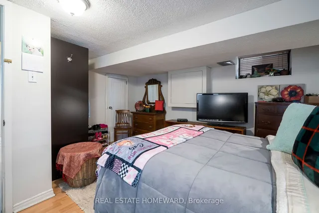 Additional image 21 of 125 Boultbee Ave