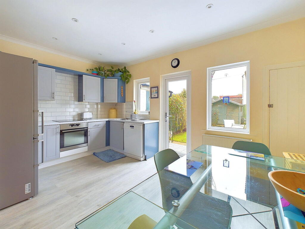 Additional image 5 of St. Thomas Road, Worthing BN14 7JW