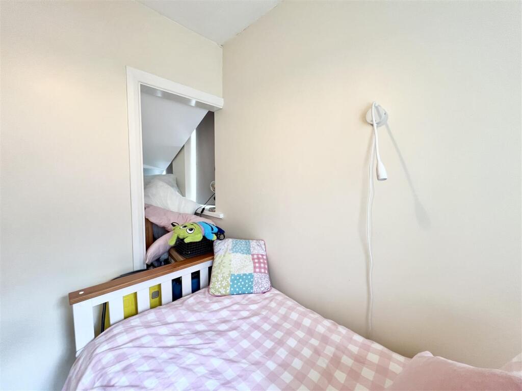 Additional image 10 of Worlds End Lane, Birmingham