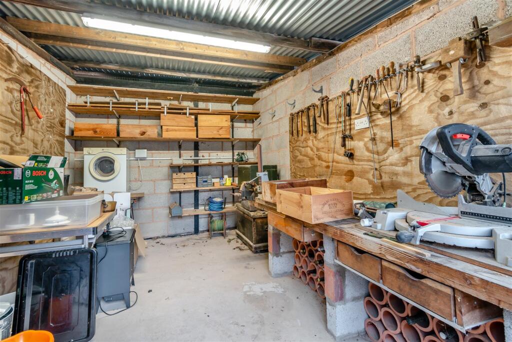 Additional image 47 of Bangley Lane, Hints, Tamworth