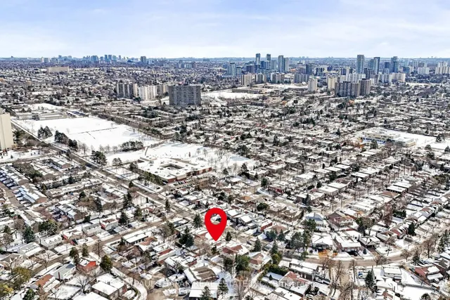 Additional image 37 of 70 Seneca Hill Dr