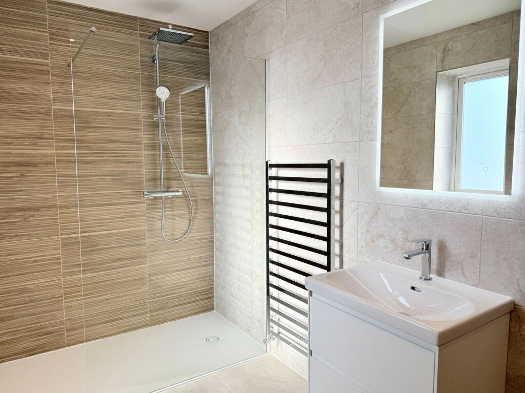 Additional image 41 of ASHLEIGH COACH HOUSE, Henley-in-Arden, Warwickshire, B95 5DL