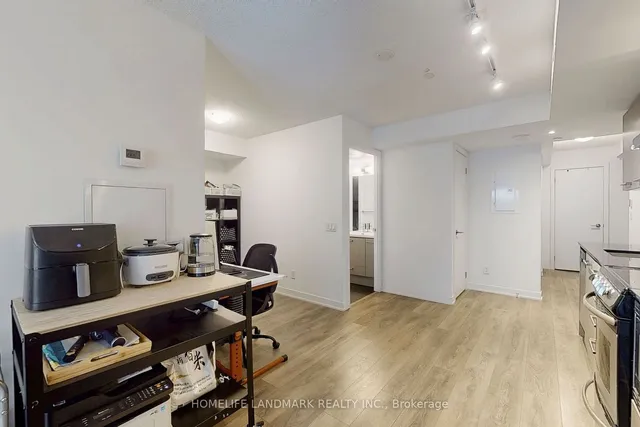 Additional image 15 of 87 Peter St Unit 617