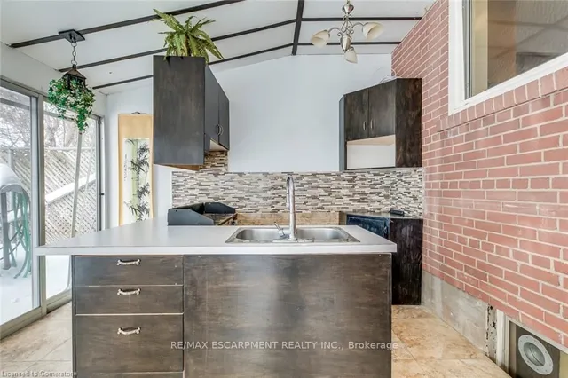 Additional image 26 of 2377 Barclay Rd