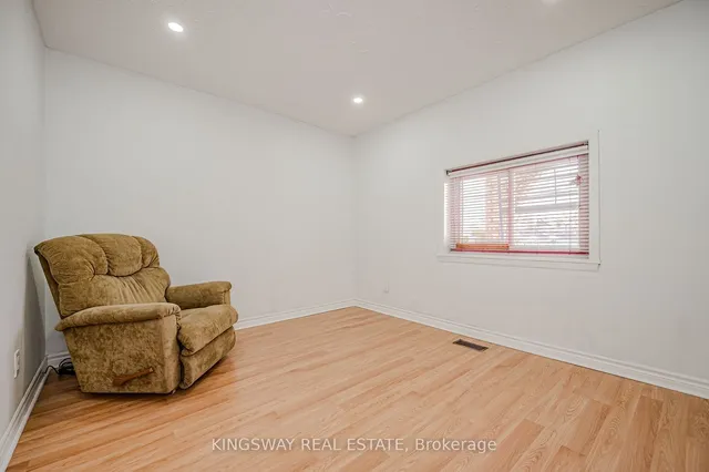 Additional image 9 of 650 Upper Sherman Ave