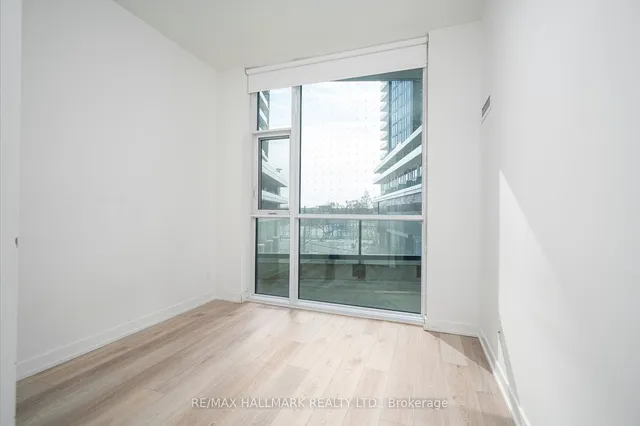 Additional image 17 of 50 Ordnance St Unit 323