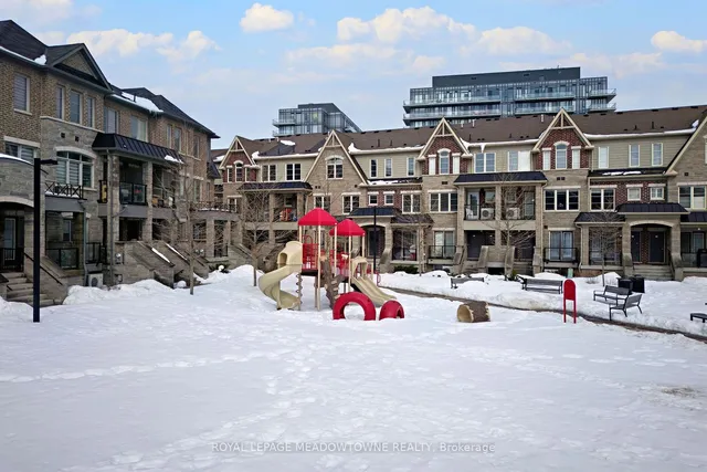 Additional image 28 of 200 Veterans Dr Unit 25