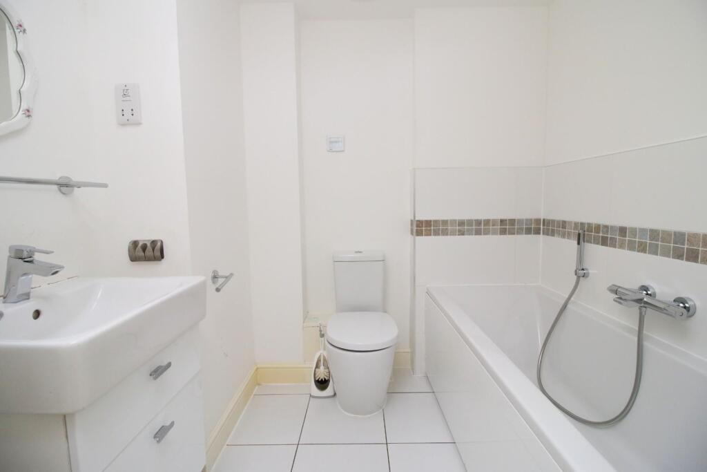 Additional image 12 of Ground floor retirement apartment in the centre of Yatton