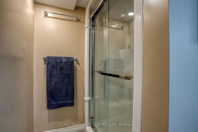 Additional image 31 of 280 Thaler Ave Unit 33