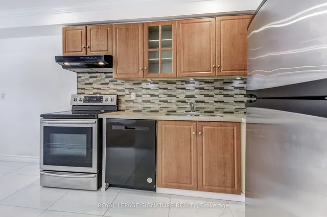 Additional image 19 of 200 Murison Blvd Unit 2