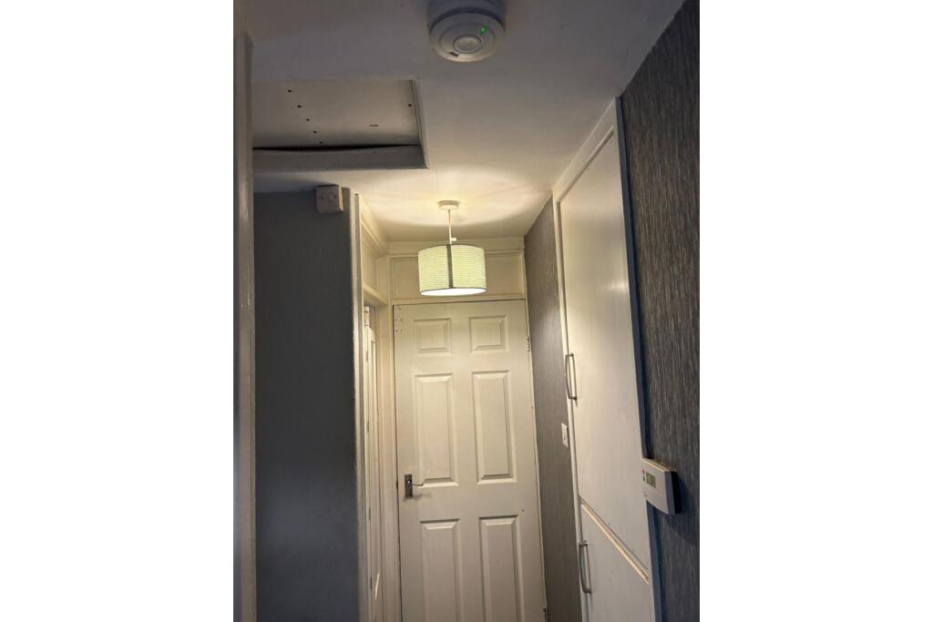 Additional image 12 of The Grove, Studley, B80