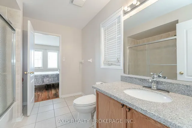 Additional image 30 of 25 Laurentide Cres