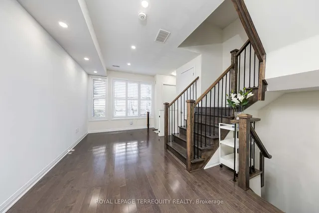 Additional image 5 of 22 Caroline Carpenter Grve