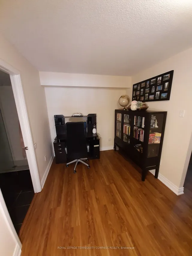 Additional image 7 of 2181 Yonge St Unit 2109