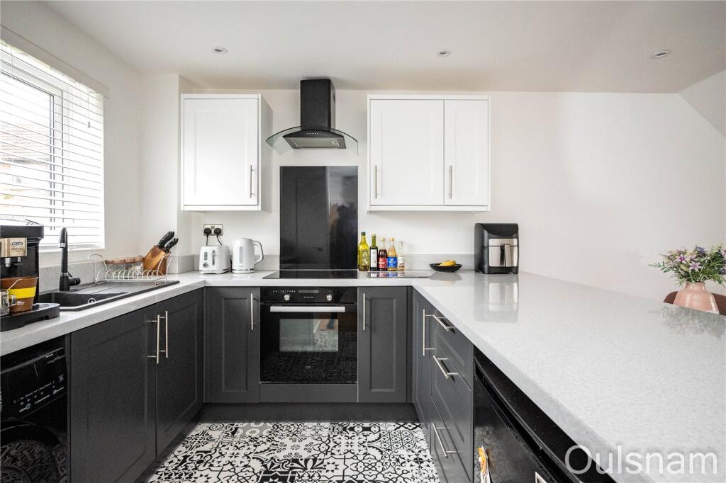 Additional image 4 of Mayfield Close, Catshill, Bromsgrove, Worcestershire, B61