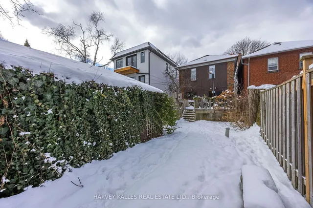 Additional image 16 of 153 Rosewell Ave