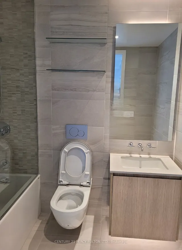 Additional image 10 of 81 Wellesley St Unit 904