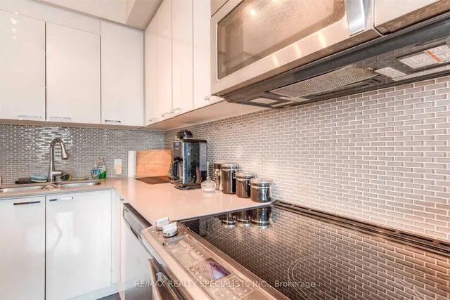 Additional image 14 of 155 ST LEGER St Unit 103