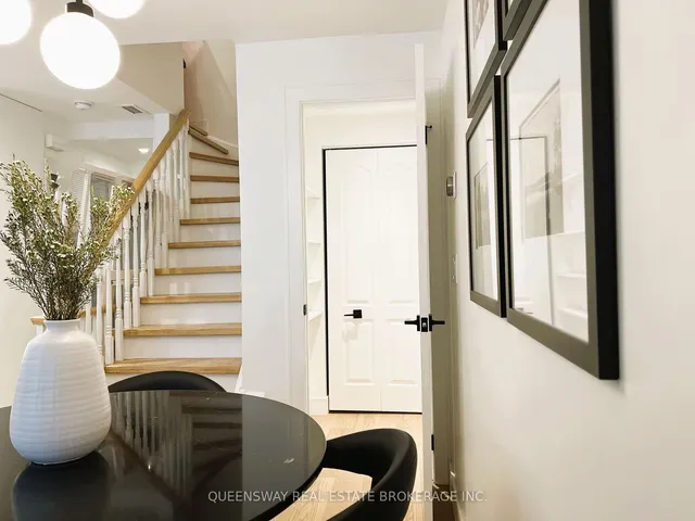 Additional image 6 of 232 St. George St Unit 19