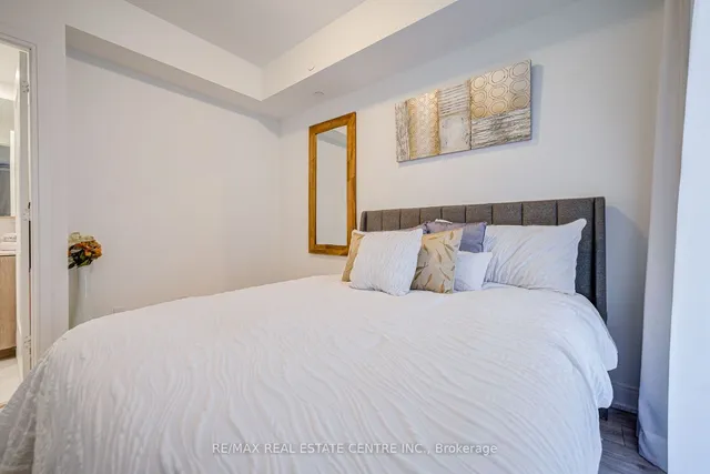 Additional image 26 of 70 Annie Craig Dr Unit 703