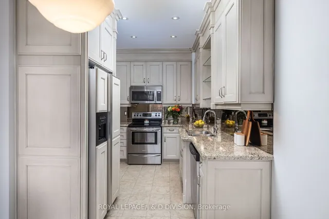 Additional image 9 of 20 Burkebrook Pl Unit 311