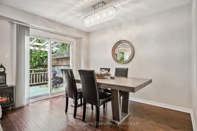 Additional image 7 of 1027 Elizabeth Pl